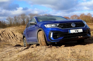 30 bildes - «VW T-Roc R» 21