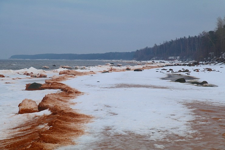 Travelnews.lv dodas 25 km pārgājiena maršrutā Tūja - Ķurmrags - Veczemju klintis 296934