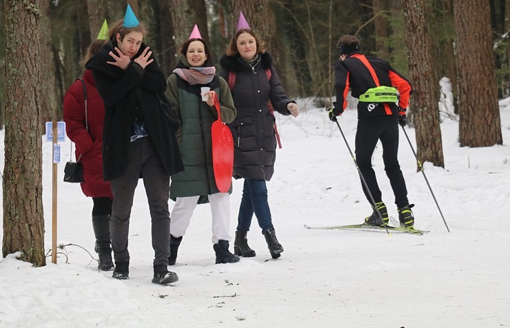 Ogres Zilo kalnu distanču slēpošanas trases ir pieprasīts ziemas aktivitāšu centrs 297881