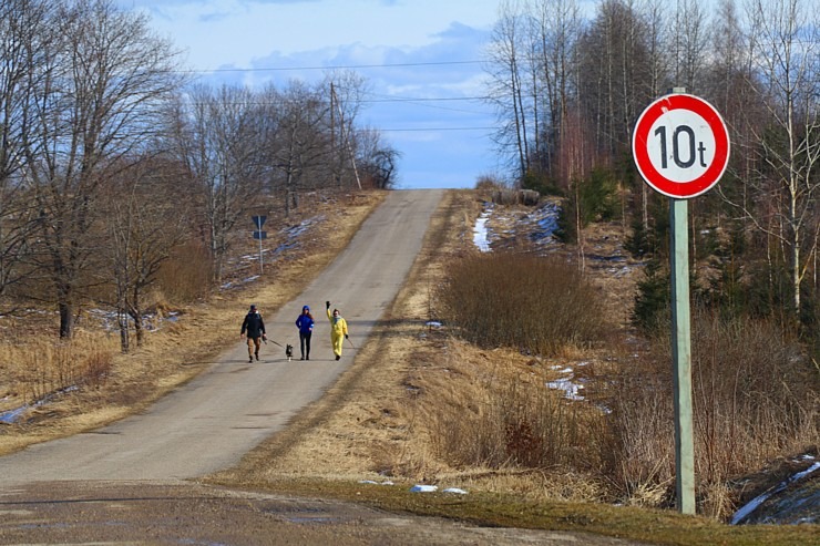 Travelnews.lv dodas 31 km pārgājienā Zilupes un Dagdas novadā gar Krievijas un Baltkrievijas robežu Travelnews.lv dodas 31 km pārgājienā Zilupes un Dagdas novadā gar Krievijas un Baltkrievijas robežu 298622