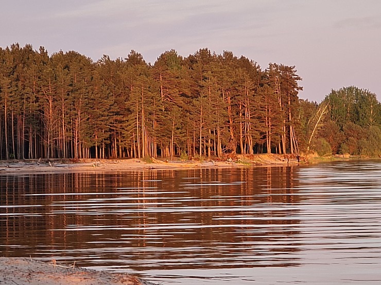 Travelnews.lv pirmo reizi apmeklē Gaujas ietekas labo krastu un Rīgas jūras līča pludmali saulrietā Travelnews.lv pirmo reizi apmeklē Gaujas ietekas labo krastu un Rīgas jūras līča pludmali saulrietā 301310