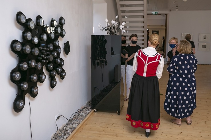 Ar Valsts prezidenta dalību 18. jūnijā svinīgi tika atklāts Sabiles mākslas, kultūras un tūrisma centrs Ar Valsts prezidenta dalību 18. jūnijā svinīgi tika atklāts Sabiles mākslas, kultūras un tūrisma centrs 302714
