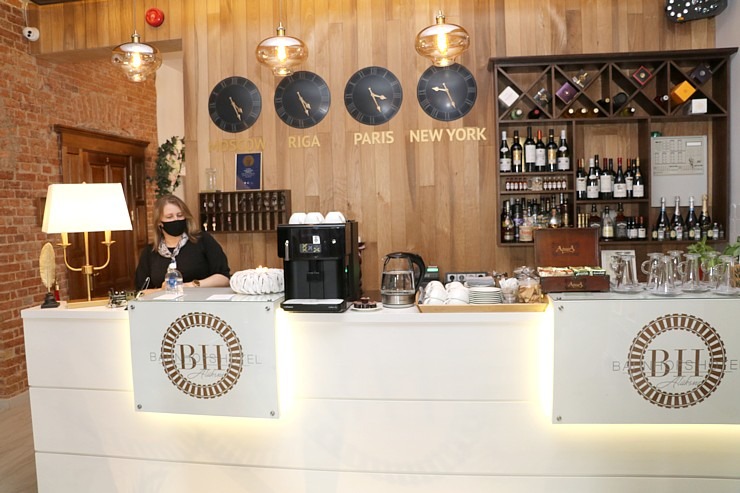 Travelnews.lv nakšņo Alūksnes jaunajā dizaina viesnīcā «Bahnhofs Hotel» 303081