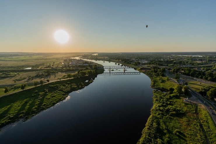 Gaisa balonu šovs Daugavpilī un Daugavpils no putna lidojuma 303231