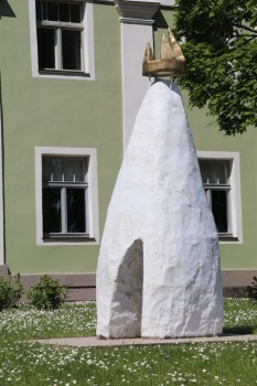 44