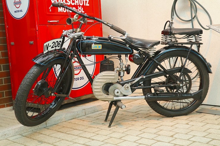 Travelnews.lv apmeklē vietu, kur dzima auto zīmols «AUDI» - «August Horch Museum Zwickau» Cvikavā Travelnews.lv apmeklē vietu, kur dzima auto zīmols «AUDI» - «August Horch Museum Zwickau» Cvikavā 304928