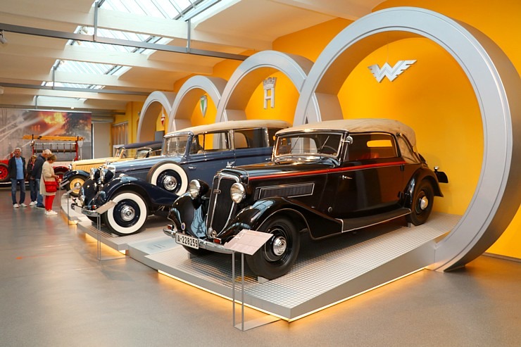 Travelnews.lv apmeklē vietu, kur dzima auto zīmols «AUDI» - «August Horch Museum Zwickau» Cvikavā Travelnews.lv apmeklē vietu, kur dzima auto zīmols «AUDI» - «August Horch Museum Zwickau» Cvikavā 304936