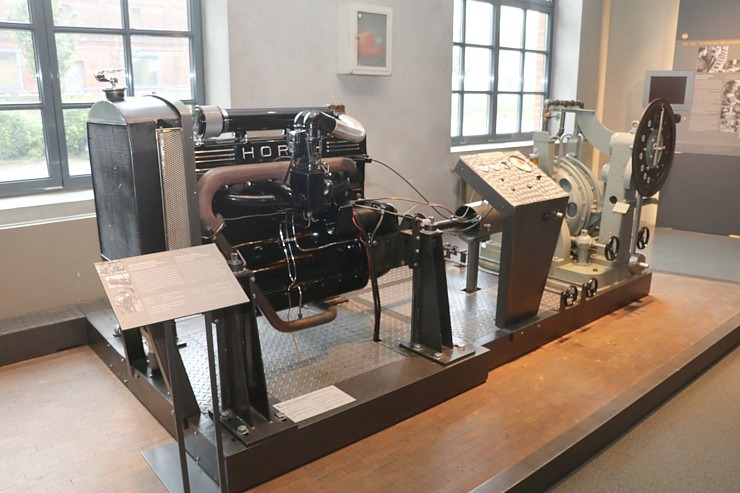 Travelnews.lv apmeklē vietu, kur dzima auto zīmols «AUDI» - «August Horch Museum Zwickau» Cvikavā Travelnews.lv apmeklē vietu, kur dzima auto zīmols «AUDI» - «August Horch Museum Zwickau» Cvikavā 304949