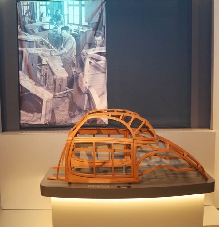 Travelnews.lv apmeklē vietu, kur dzima auto zīmols «AUDI» - «August Horch Museum Zwickau» Cvikavā Travelnews.lv apmeklē vietu, kur dzima auto zīmols «AUDI» - «August Horch Museum Zwickau» Cvikavā 304950