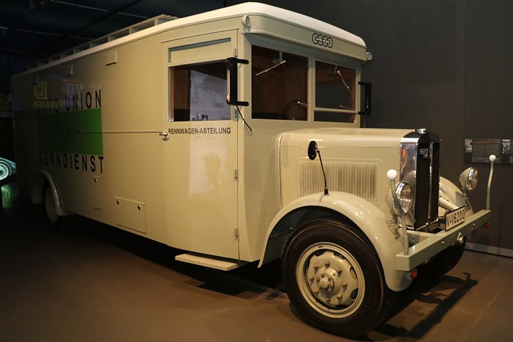 «August Horch Museum Zwickau»: zīmola «Audi» spēkrati piedalās Otrajā pasaules karā un sporta trasēs «August Horch Museum Zwickau»: zīmola «Audi» spēkrati piedalās Otrajā pasaules karā un sporta trasēs 305387