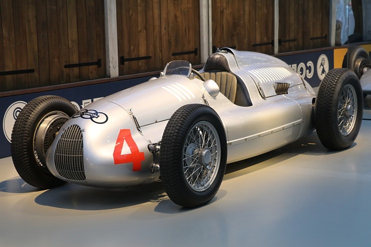 «August Horch Museum Zwickau»: zīmola «Audi» spēkrati piedalās Otrajā pasaules karā un sporta trasēs «August Horch Museum Zwickau»: zīmola «Audi» spēkrati piedalās Otrajā pasaules karā un sporta trasēs 305390