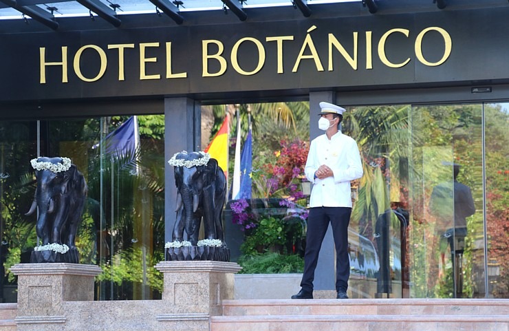 Travelnews.lv izbauda pusdienas Tenerifes luksus viesnīcā «Hotel Botánico & The Oriental Spa Garden» Travelnews.lv izbauda pusdienas Tenerifes luksus viesnīcā «Hotel Botánico & The Oriental Spa Garden» 309304