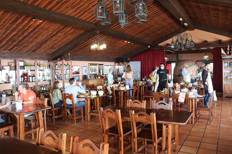 Travelnews.lv apciemo Tenerifes vīna darītavu «Bodegas Monje», kas darbojas kopš 1750.gada 309413