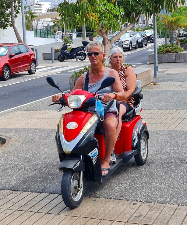 Travelnews.lv iepazīst Tenerifes kūrorta Adeje pludmali un promenādi 309543