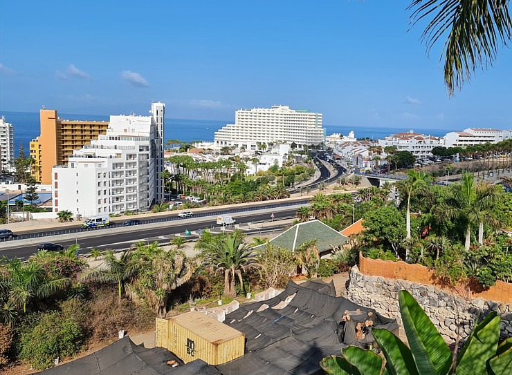 Travelnews.lv iepazīst Tenerifes kūrorta Adeje pludmali un promenādi 309546