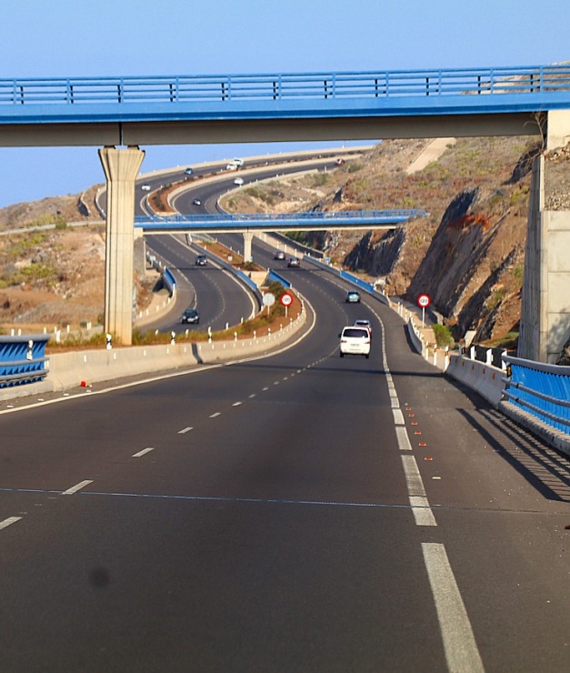 Travelnews.lv ar ekskursiju autobusu apbrauc apkārt Tenerifes salai un izbauda ceļu infrastruktūru Travelnews.lv ar ekskursiju autobusu apbrauc apkārt Tenerifes salai un izbauda ceļu infrastruktūru 309613