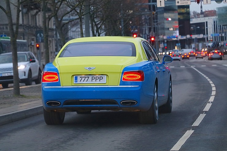 Travelnews.lv ar auto nomas «Avis Latvija» spēkratu apceļo naksnīgo Tallinu 310783