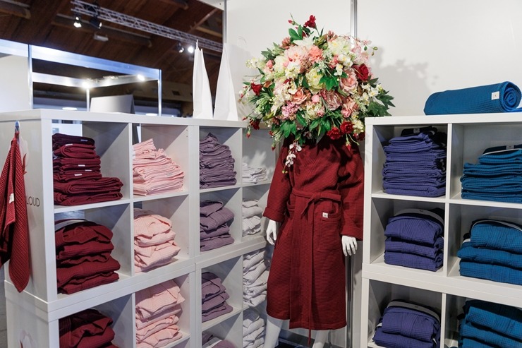 Ķīpsalā notiek starptautiskā mēbeļu, interjera un dizaina izstāde «Furniture & Desing Isle 2021» Ķīpsalā notiek starptautiskā mēbeļu, interjera un dizaina izstāde «Furniture & Desing Isle 2021» 311364