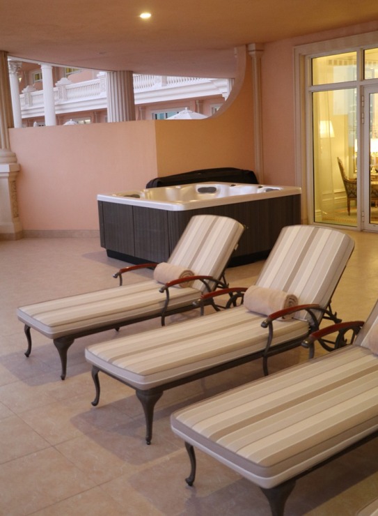 Travelnews.lv iepazīst Dubaijas luksus viesnīcas «Raffles The Palm Dubai» šeihu un prezidentu numuru Travelnews.lv iepazīst Dubaijas luksus viesnīcas «Raffles The Palm Dubai» šeihu un prezidentu numuru 312121