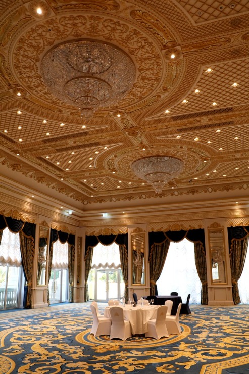 Travelnews.lv iepazīst Dubaijas luksus viesnīcas «Raffles The Palm Dubai» šeihu un prezidentu numuru Travelnews.lv iepazīst Dubaijas luksus viesnīcas «Raffles The Palm Dubai» šeihu un prezidentu numuru 312126