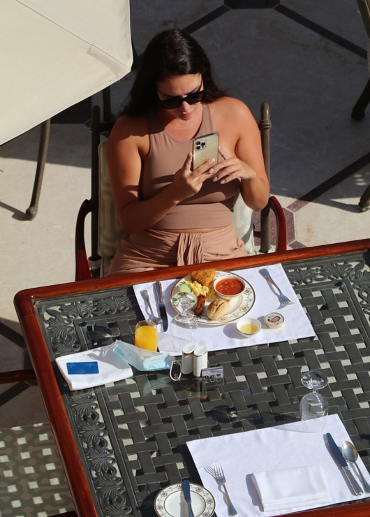 Travelnews.lv izbauda Dubaijas luksus viesnīcas «Raffles The Palm Dubai» infrastruktūru 312494