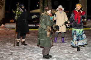 Lielvārdes kultūras centrs un folkloras kopa «Josta» krāšņi atzīmē Meteņdienu. Foto: Raimonds Volonts 11