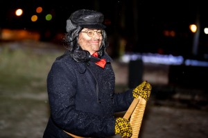 Lielvārdes kultūras centrs un folkloras kopa «Josta» krāšņi atzīmē Meteņdienu. Foto: Raimonds Volonts 14
