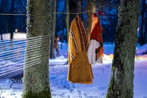 Lielvārdes kultūras centrs un folkloras kopa «Josta» krāšņi atzīmē Meteņdienu. Foto: Raimonds Volonts 4