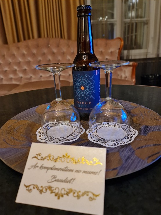 Travelnews.lv izbauda 4 zvaigžņu viesnīcas «Boutique Hotel Virkas Muiža» viesmīlību numurā Superoir Travelnews.lv izbauda 4 zvaigžņu viesnīcas «Boutique Hotel Virkas Muiža» viesmīlību numurā Superoir 314075