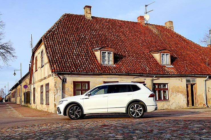 Ceļojam ar septiņvietīgo «VW Tiguan Allspace R-Line» uz Kuldīgas viesnīcu «Boutique Hotel Virkas Muiža» 314221