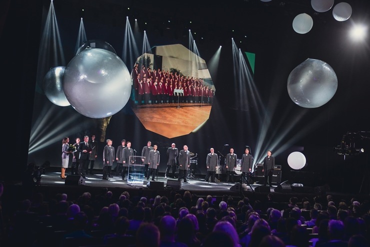 Latgaliešu kultūras gada balva «Boņuks 2021» tiek pasniegta Latgales vēstniecībā «GORS». Foto: Dagnija Bernāne Latgaliešu kultūras gada balva «Boņuks 2021» tiek pasniegta Latgales vēstniecībā «GORS». Foto: Dagnija Bernāne 314646