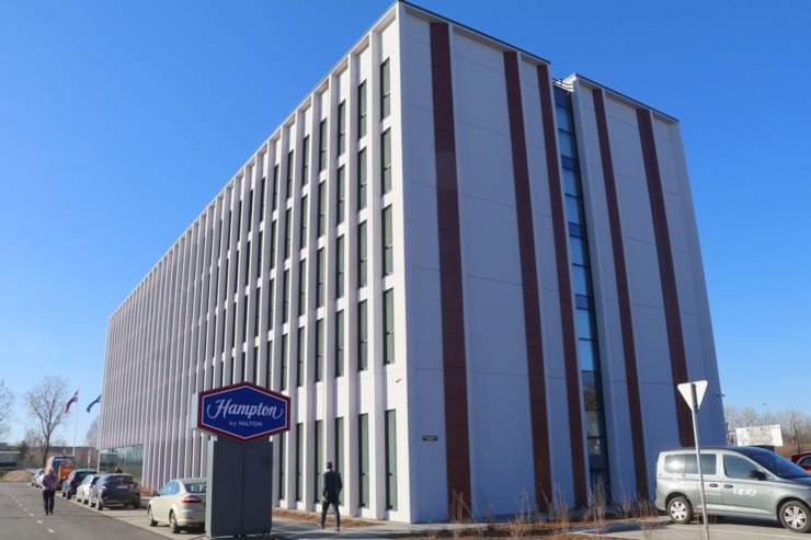 Travelnews.lv piedāvā iepazīties ar jauno 3 zvaigžņu viesnīcu «Hampton by Hilton Riga Airport» 316114