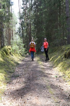 Travelnews.lv dodas 24 km pārgājienā Raiskuma apkārtnē Cēsu novadā 34