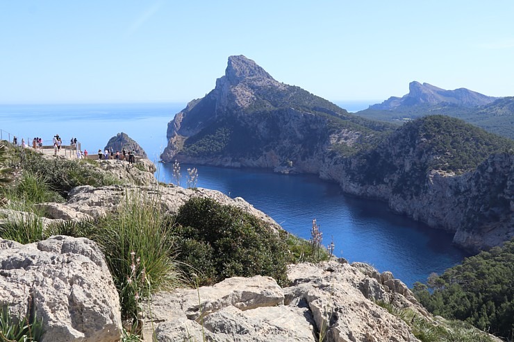 Travelnews.lv iepazīst burvīgus dabas skatus Maļorkas Formentora ragā. Sadarbībā ar tūrisma firmu «Atlantic Travel» Travelnews.lv iepazīst burvīgus dabas skatus Maļorkas Formentora ragā. Sadarbībā ar tūrisma firmu «Atlantic Travel» 316599