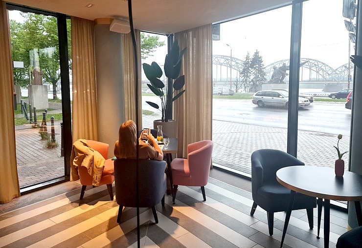 Izbaudām 5 zvaigžņu viesnīcas «Wellton Riverside SPA Hotel» restorāna «After» ēdienkarti 317768