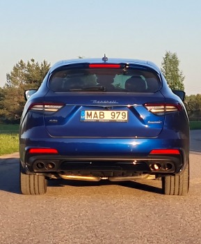 Travelnews.lv apceļo Latviju ar luksus klases apvidus vāģi «Maserati Levante SQ4» 6