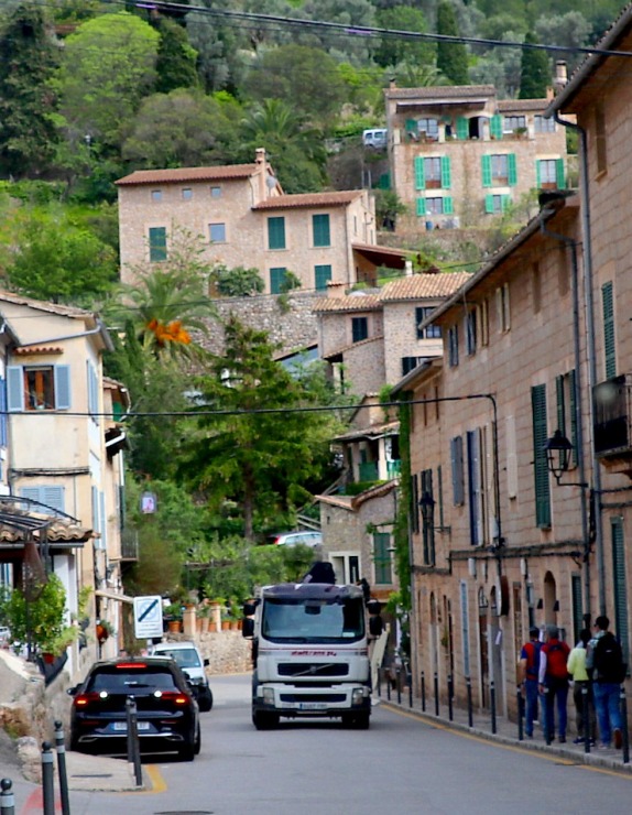 Travelnews.lv dodas ekskursijā Maļorkas ziemeļos pa auto maršrutu: Valldemossa - Soļera. Sadarbībā ar Latvijas tūrisma firmu «Atlantic Travel» Travelnews.lv dodas ekskursijā Maļorkas ziemeļos pa auto maršrutu: Valldemossa - Soļera. Sadarbībā ar Latvijas tūrisma firmu «Atlantic Travel» 318143