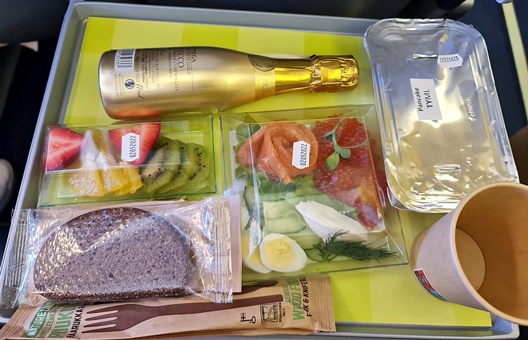 Travelnews.lv lido no Maļorkas uz Rīgu «airBaltic» reisā ar «Ukraine International Airlines». Sadarbībā ar Latvijas tūrisma firmu «Atlantic Travel» Travelnews.lv lido no Maļorkas uz Rīgu «airBaltic» reisā ar «Ukraine International Airlines». Sadarbībā ar Latvijas tūrisma firmu «Atlantic Travel» 318853