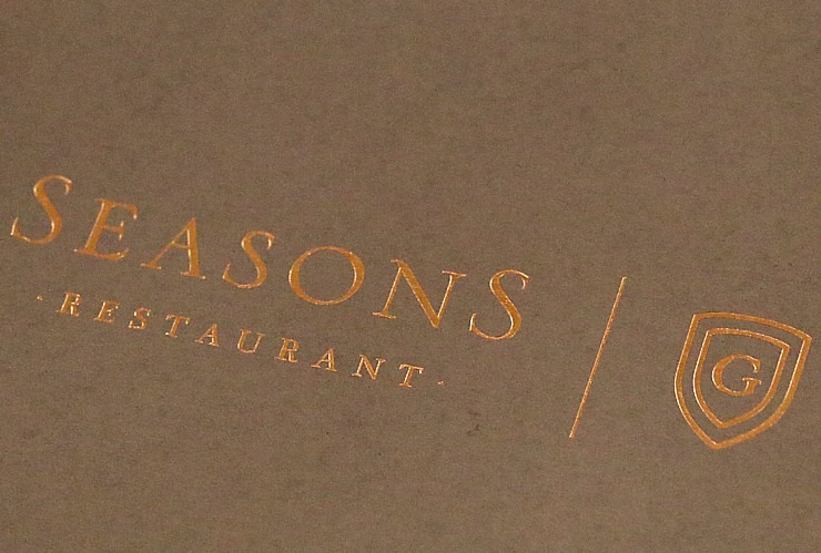 Vecrīgas restorāns «Seasons» un šefpavārs Andrejs Botikovs iepazīstina ar jauno vasaras ēdienkarti Vecrīgas restorāns «Seasons» un šefpavārs Andrejs Botikovs iepazīstina ar jauno vasaras ēdienkarti 319659