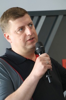 Lielceļu tūres «Porsche World Road Show Latvia 2022» dalībnieki iepazīst Kurzemi un spēkratus 4