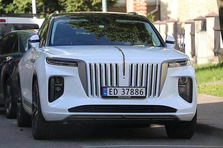 Travelnews.lv ar auto nomas «Europcar Latvia» spēkratu apceļo Lietuvas galvaspilsētu Viļņu 320233