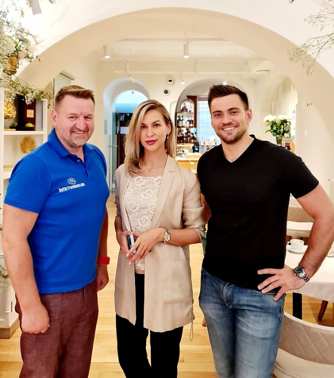 Izbaudam brokastis Vecrīgas 5 zvaigžņu viesnīcas restorānā «Le Dome» 320282