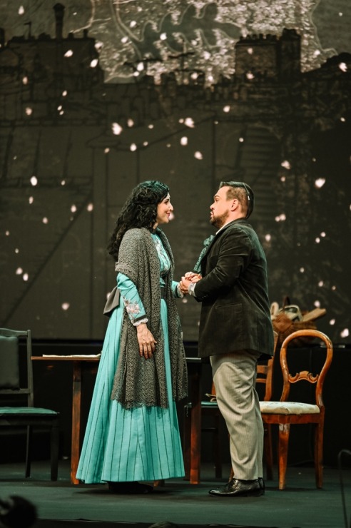Opermūzikas svētki: Dž. Pučīni operas «Bohēma» oriģināliestudējums Siguldas pilsdrupu estrādē. Foto: : Ginta Zīverte Opermūzikas svētki: Dž. Pučīni operas «Bohēma» oriģināliestudējums Siguldas pilsdrupu estrādē. Foto: : Ginta Zīverte 321056
