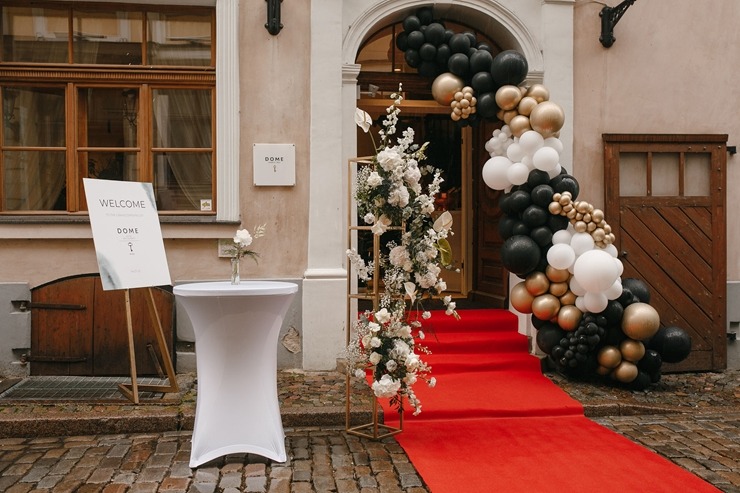 Vecrīgas viesnīca ««Dome Hotel»» rīko svētkus ar izdomu un prieku. Foto: Domehotel.lv 321252