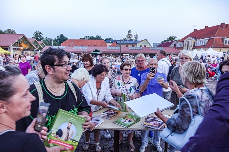 Ventspils krāšņi svin 732 dzimšanas dienu. Foto: Oskars Jūra 321798