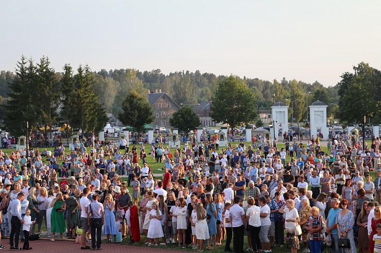 Daži fotomirkļi no Vissvētākās Jaunavas Marijas debesīs uzņemšanas svētkiem Aglonā 322211