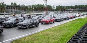 300 CUPRA automobiļu entuziasti satiekas ekskluzīvā pasākumā Biķernieku trasē 3