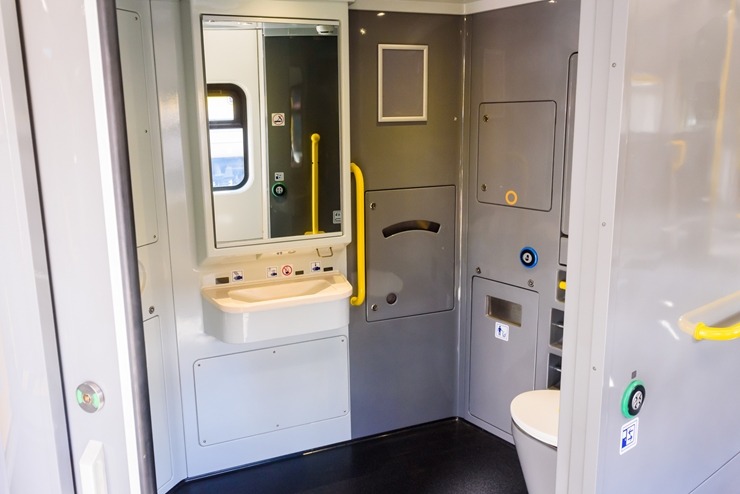 Latvijā atgādāts trešais jaunais elektrovilciens. Foto: pv.lv 325083
