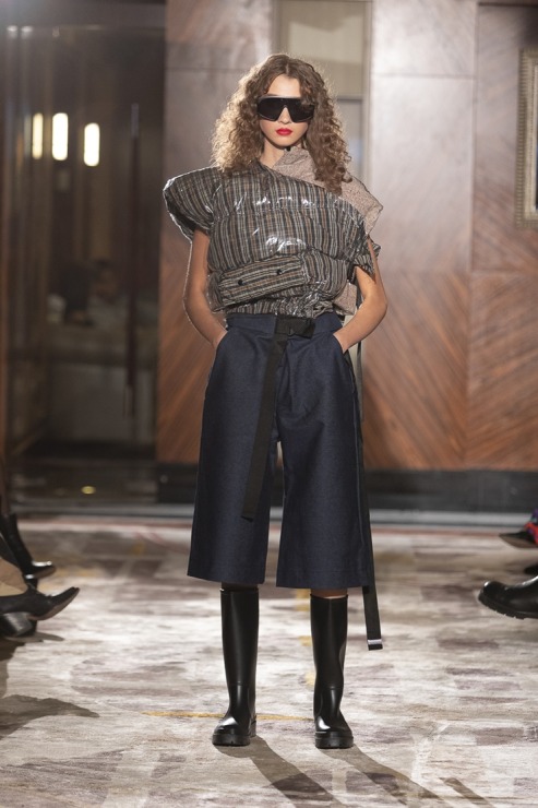 Rīgas modes nedēļā «Riga Fashion Week 2022» prezentējas «SZCZYGIEL» no Polijas. Foto: Mark Litvyakov 325307