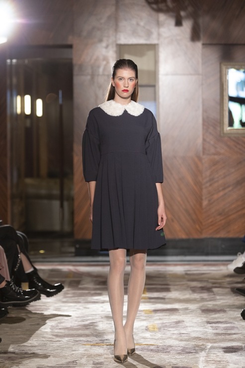 Rīgas modes nedēļā «Riga Fashion Week 2022» prezentējas «UNATTACHED» un «ONE WOLF» no Latvijas. Foto: Mark Litvyakov Rīgas modes nedēļā «Riga Fashion Week 2022» prezentējas «UNATTACHED» un «ONE WOLF» no Latvijas. Foto: Mark Litvyakov 325388